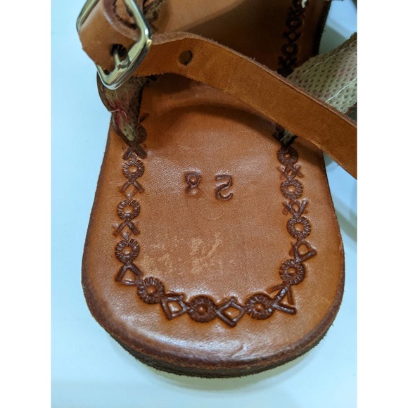 Sz 28 Handmade El Salvador TOOLED Embossed Leather Girls Floral Flower Sandals - Picture 4 of 7